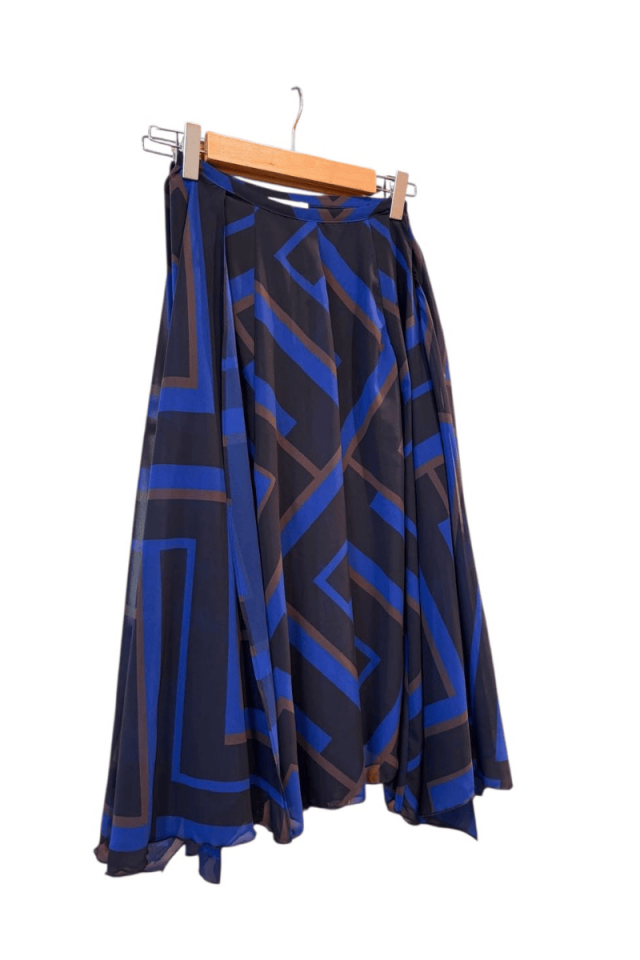 Asimetrik Kesimli Kloş Etek