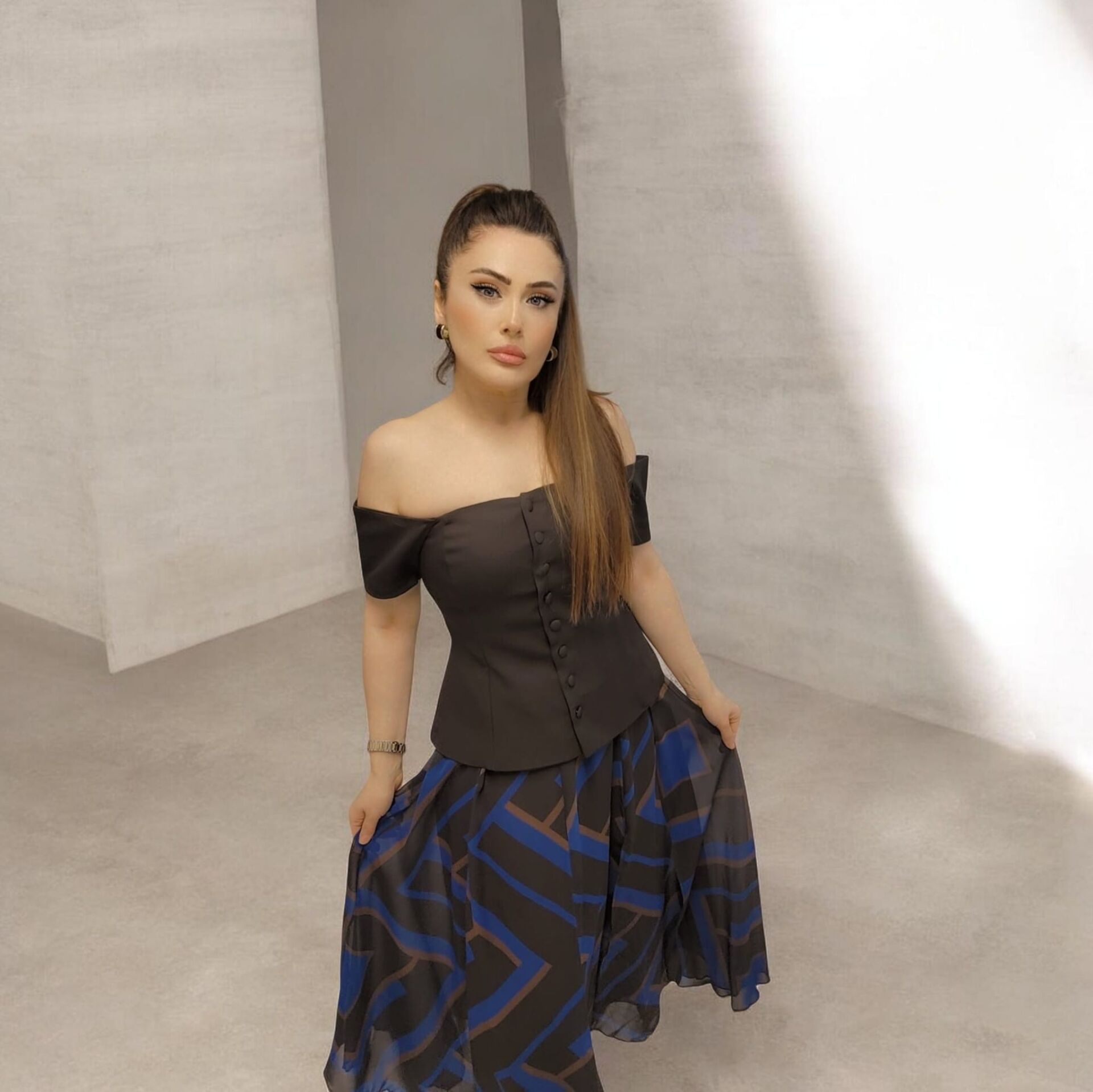 Asimetrik Kesimli Kloş Etek