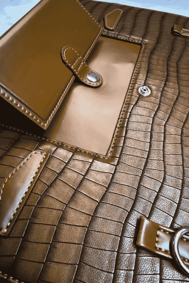 Tablet Çantası (Tasarım)