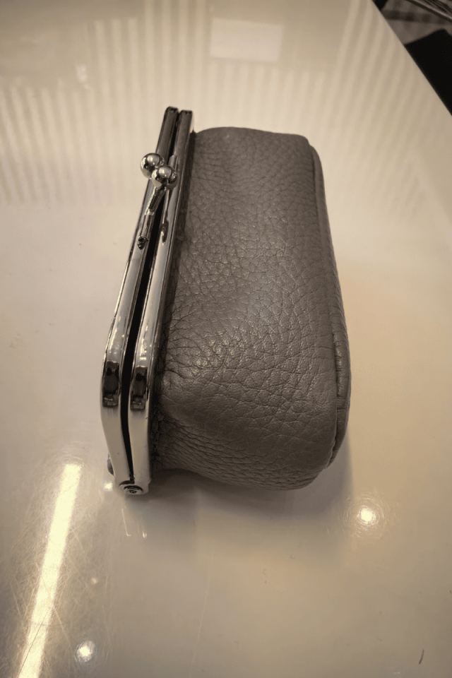 BURSLU AKSESUAR ÇANTASI